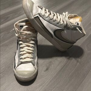 Nike Men’s Blazers White/Grey